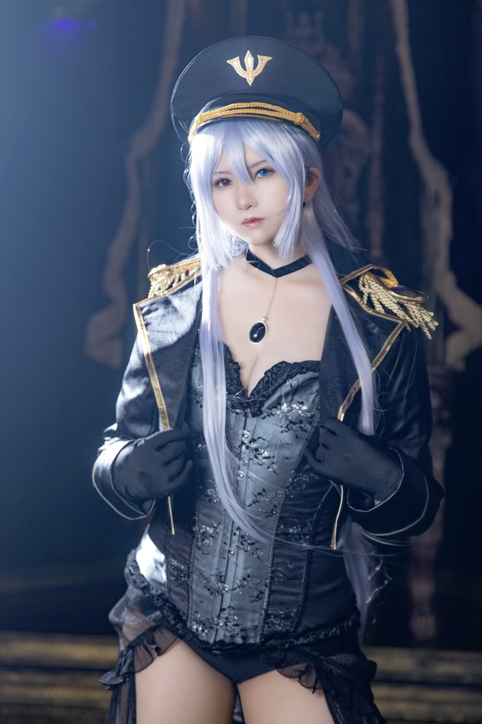 風見りん Bisque doll Queen-erohere20.jpg